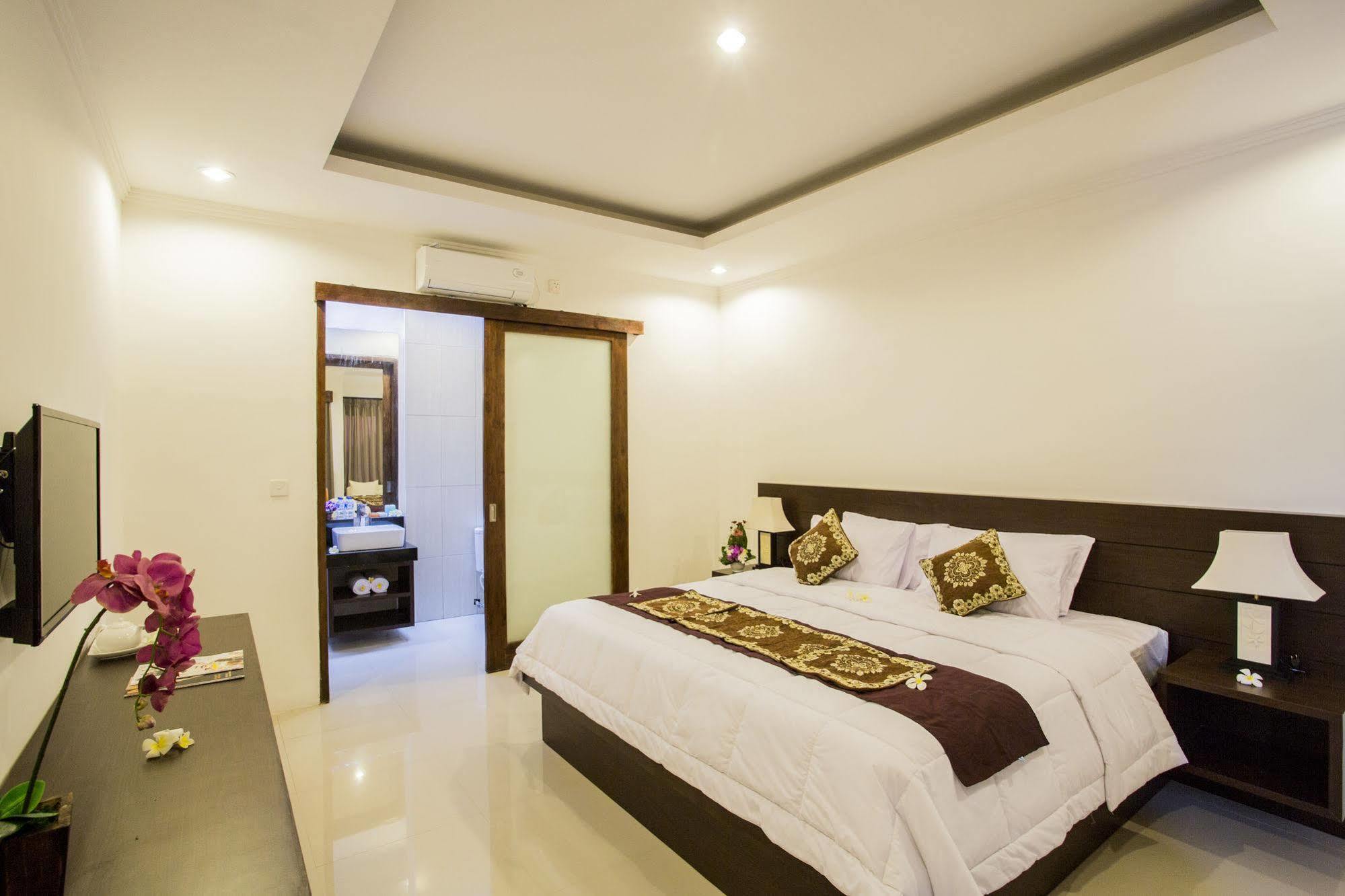 The Light Bali Villas Kerobokan Exteriör bild