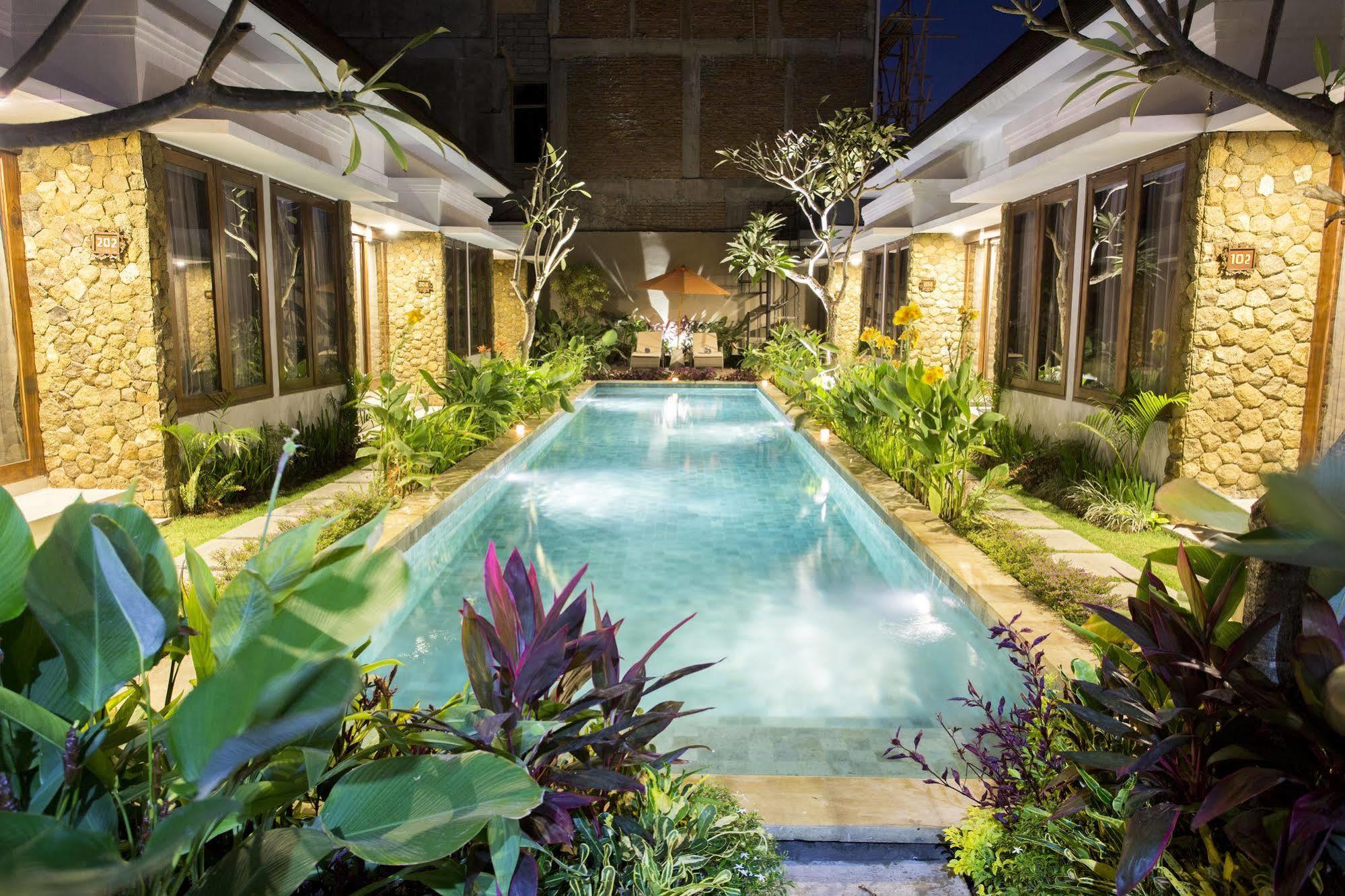 The Light Bali Villas Kerobokan Exteriör bild